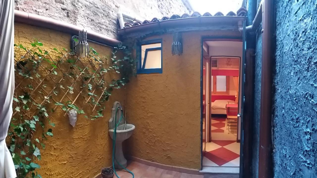 Ca' Angiolo Ai Frari Apartman Velence Kültér fotó
